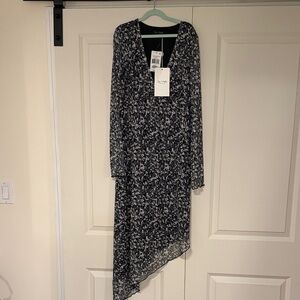 NWT Olive and Oak Black and White Asymmetrical Dress. Large.